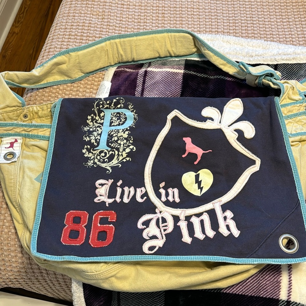 Victorias Secret duffle